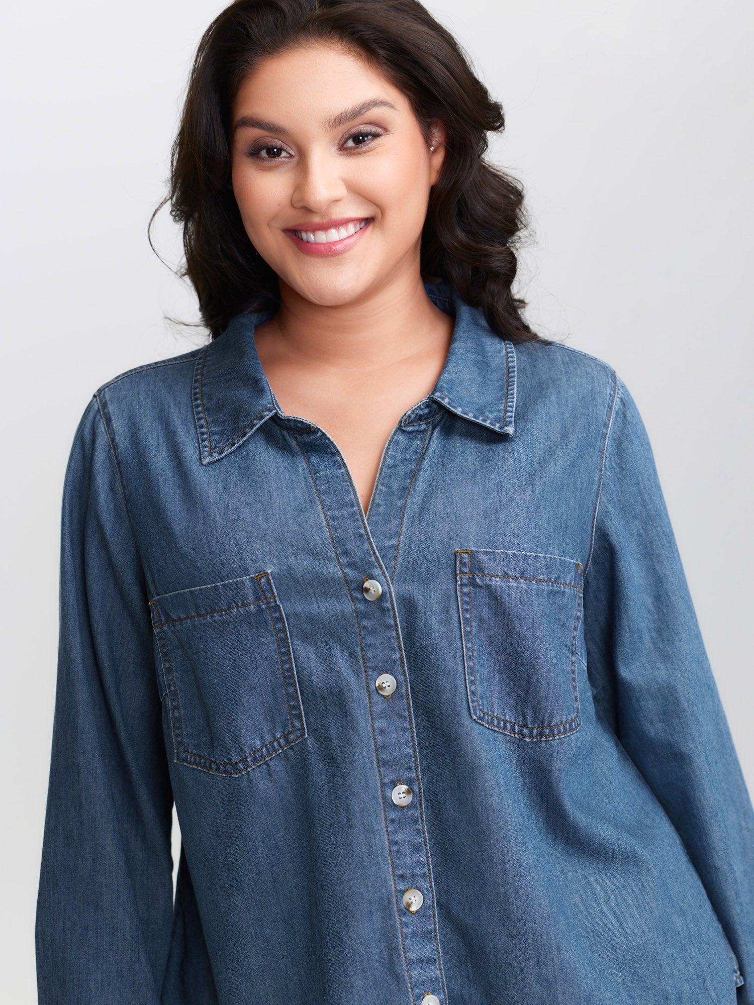 Button-Down Curvy Hem Denim Top