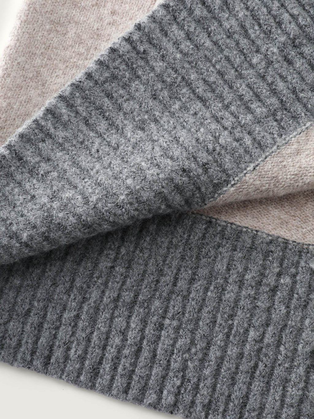 Color Contrast Buttons Pockets Knit Cardigan