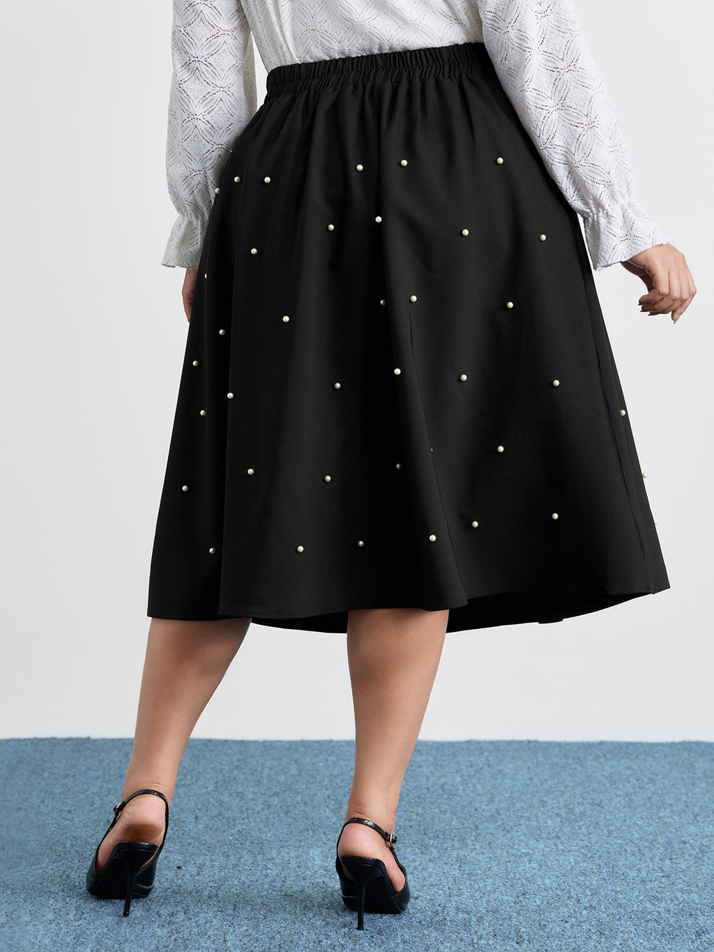 Beadwork Pleated Solid Midi Skirt