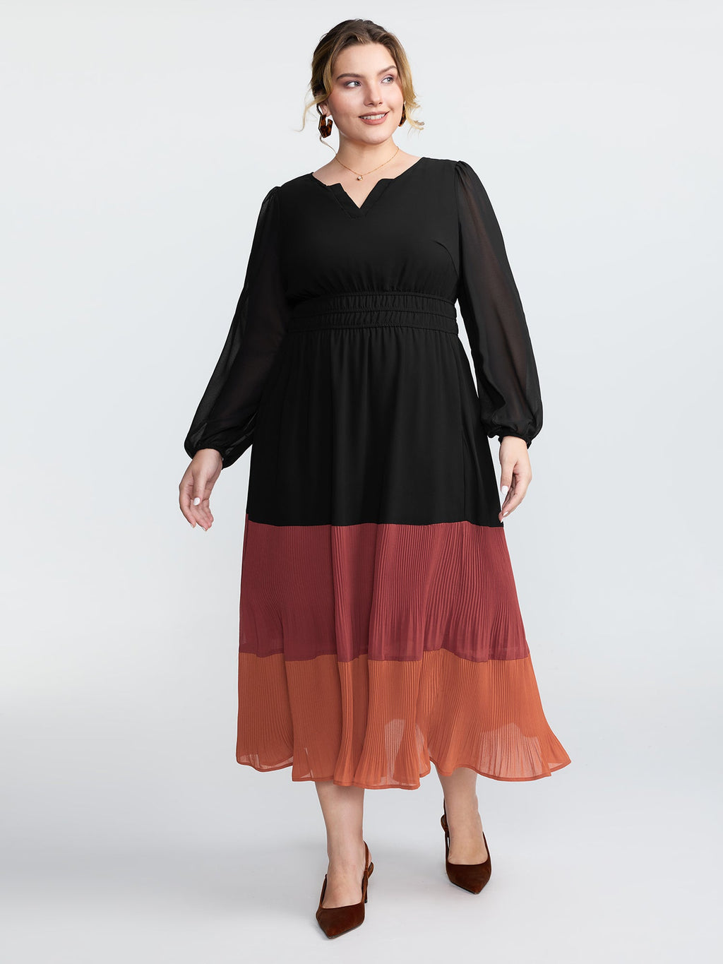 Chiffon Color Contrast Pleated Pockets Maxi Dress