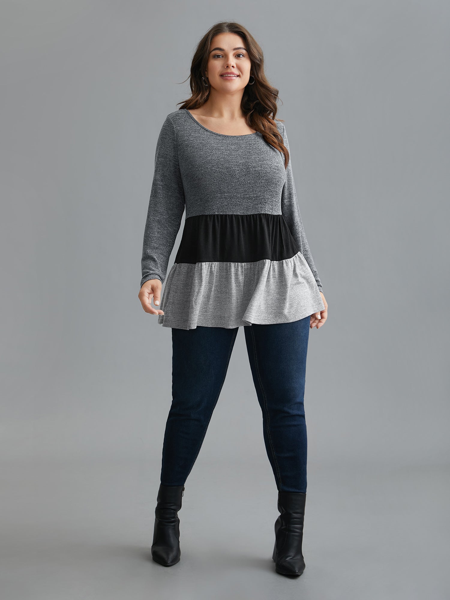 Color Block Round Neck Tiered Knit Top