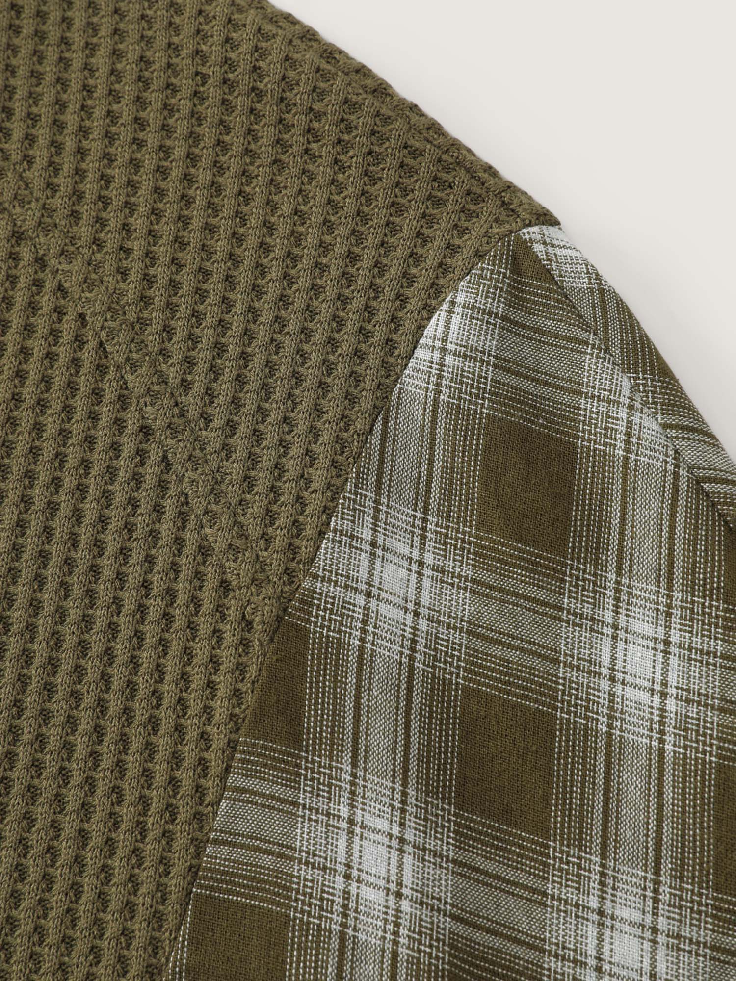 Checkered Spliced Textured Hoodie