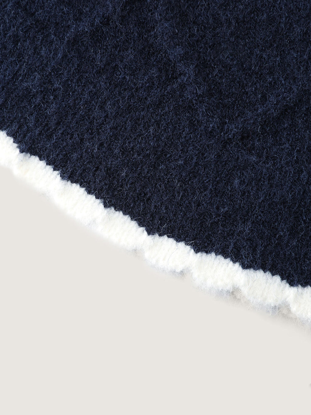 Curvy Contrast Hem Textured Turtleneck Pullover