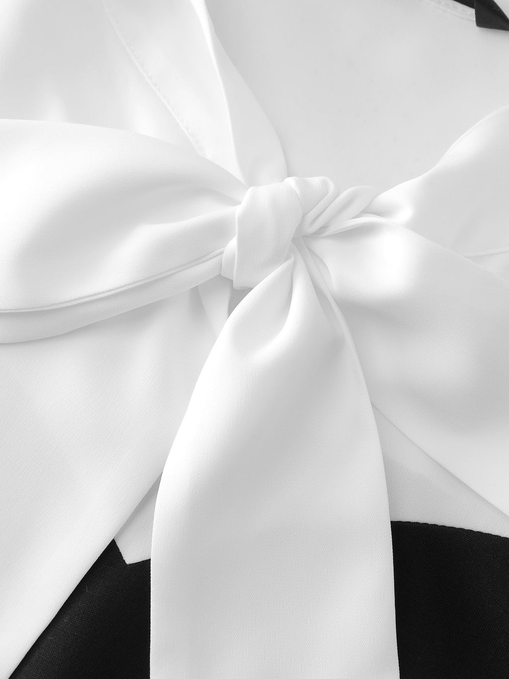 Colorblock Neckline Tie Layered Blouse