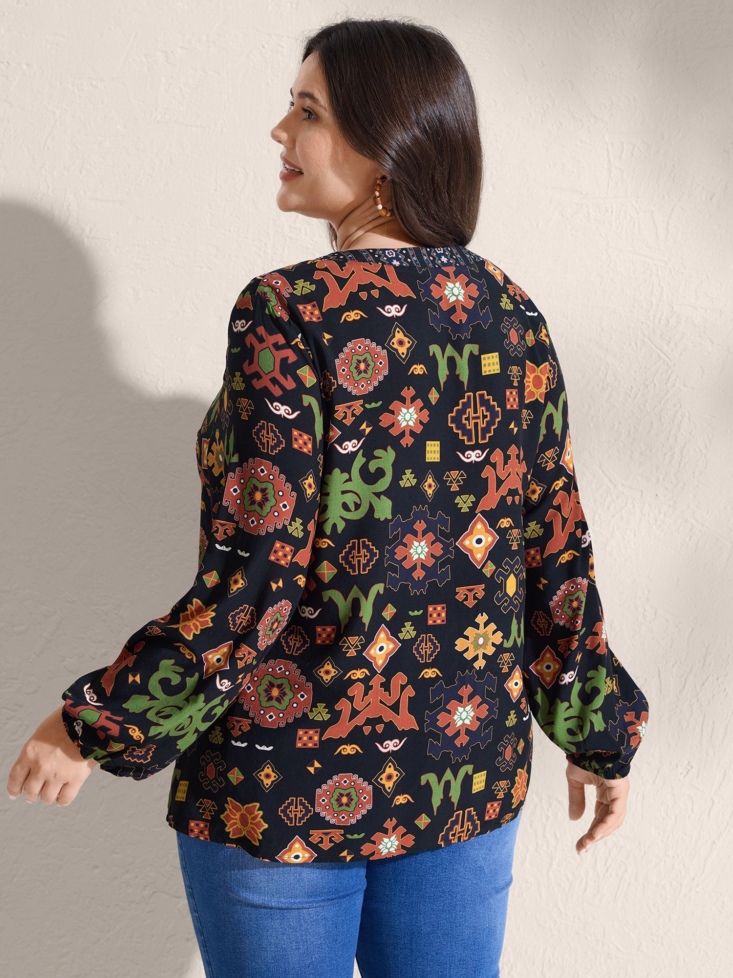 Boho Geometric Pattern Split Neck Blouse
