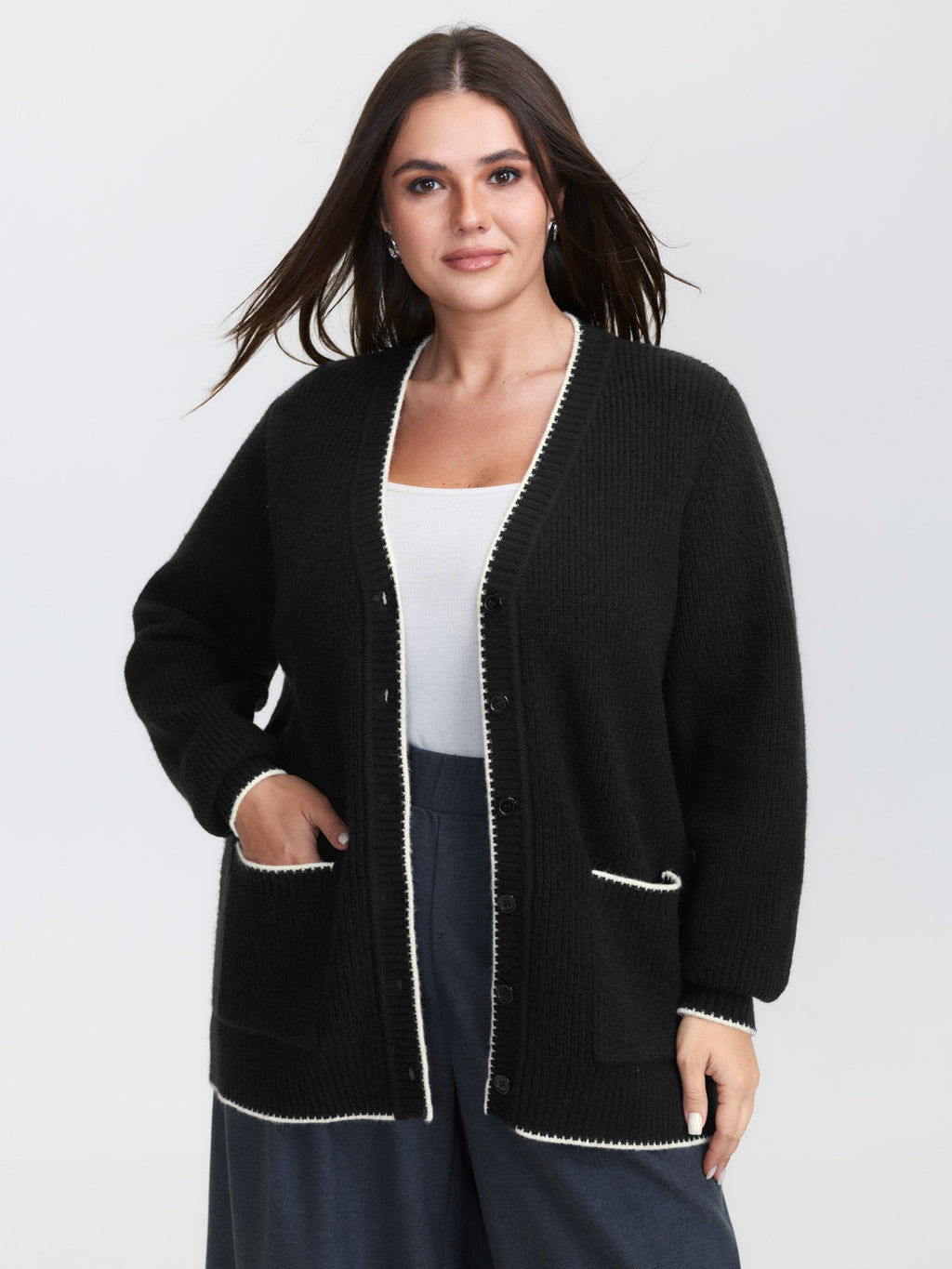 Color Contrast Edged V-Neck Knit Cardigan