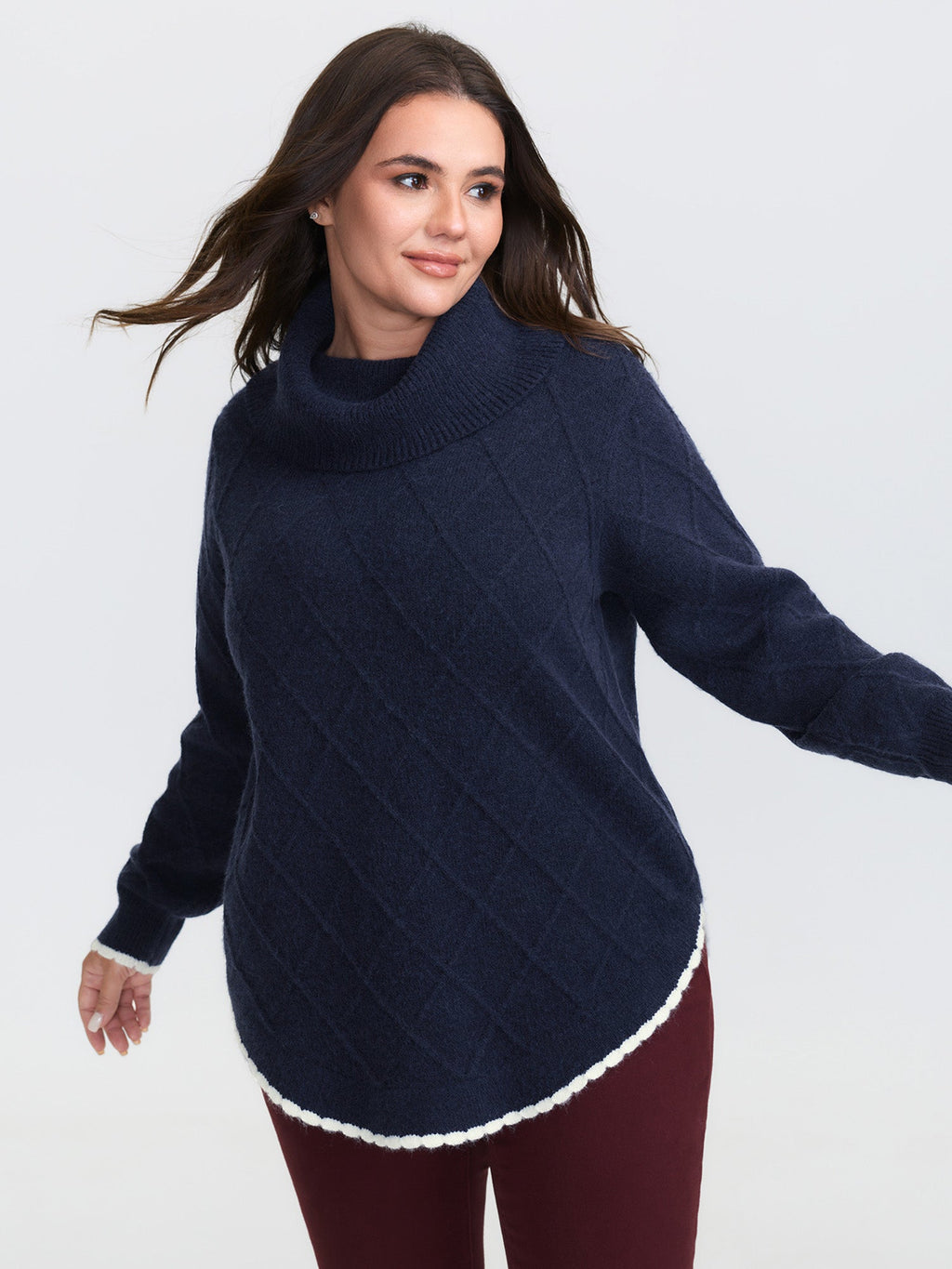 Curvy Contrast Hem Textured Turtleneck Pullover