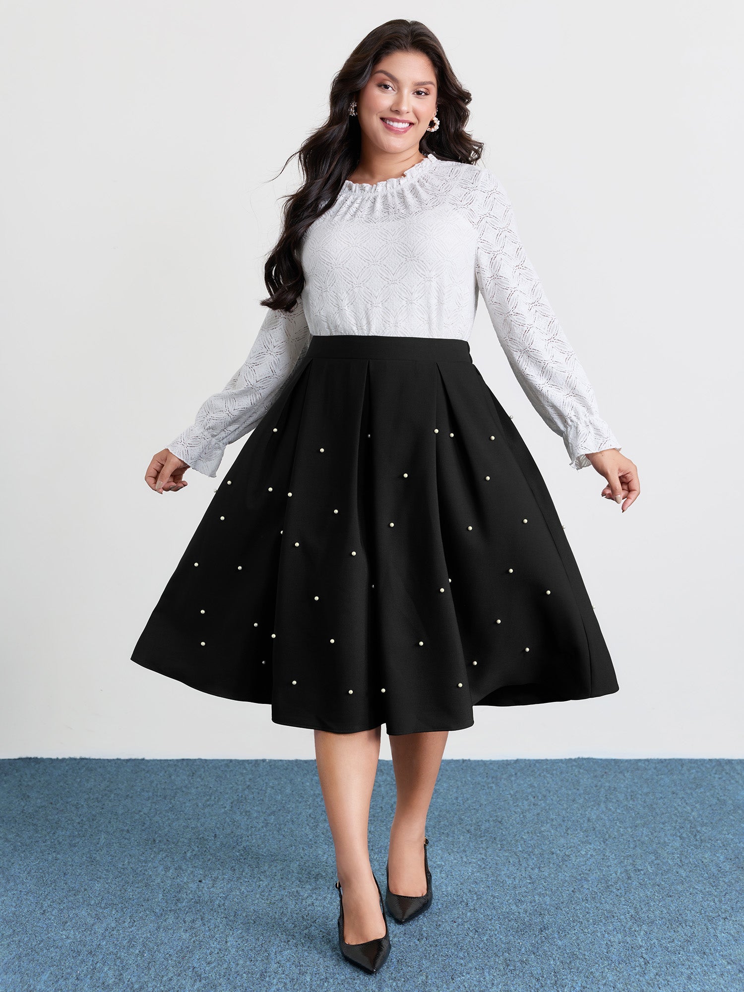 Beadwork Pleated Solid Midi Skirt