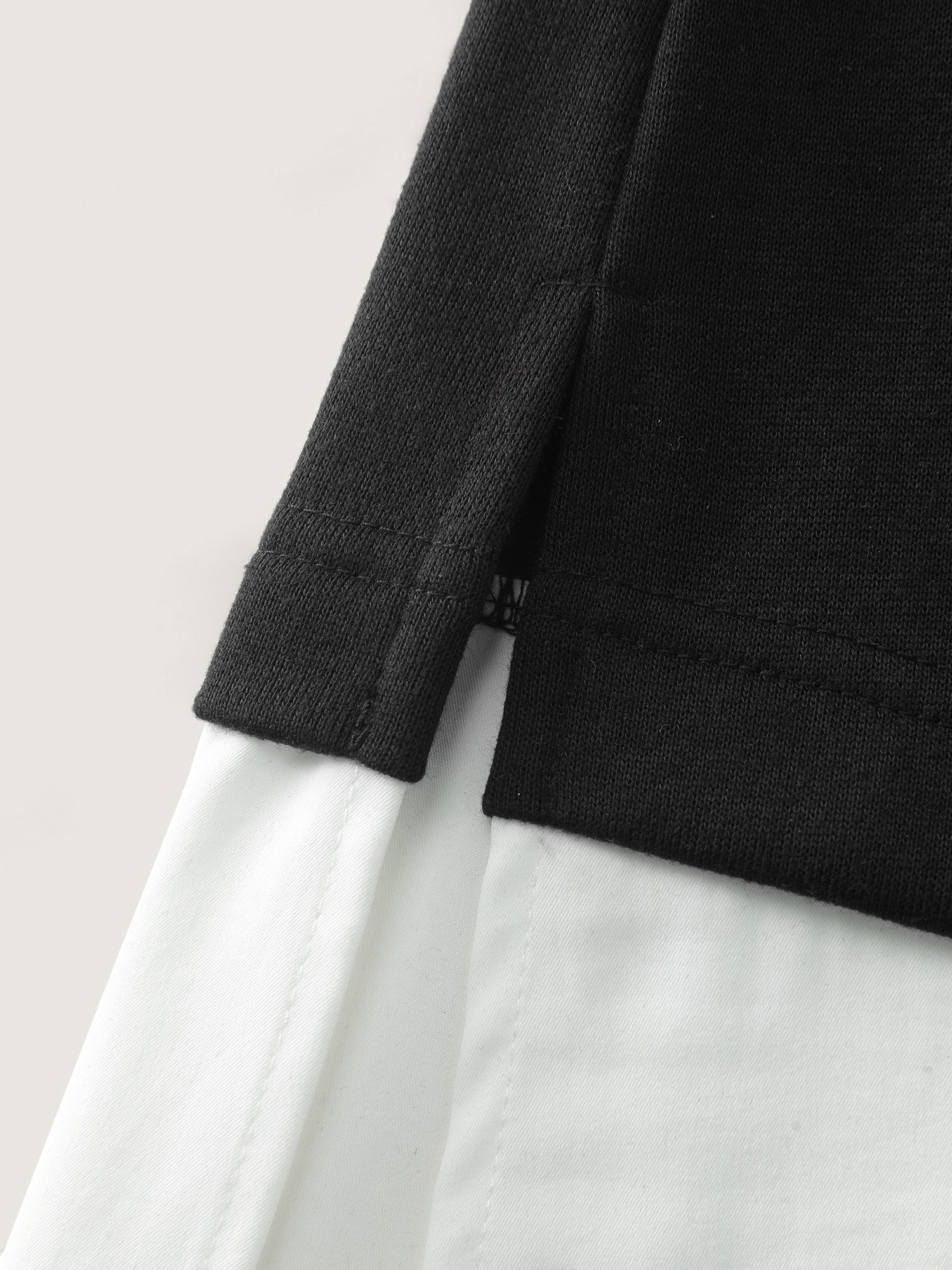 2-in-1 Layered Contrast Collar Sweatshirt