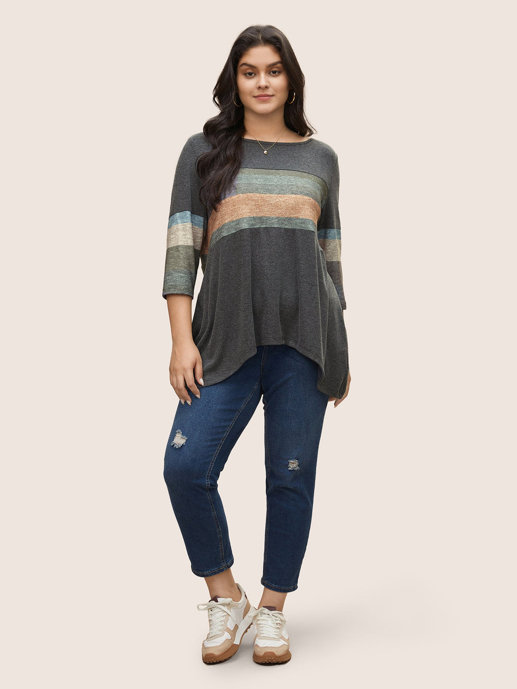 Colorblock Contrast Asymmetrical Hem T-shirt