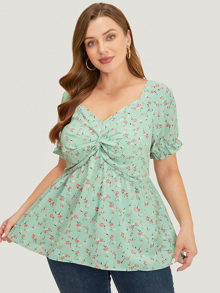 Ditsy Floral Twist Front Puff Sleeve Blouse