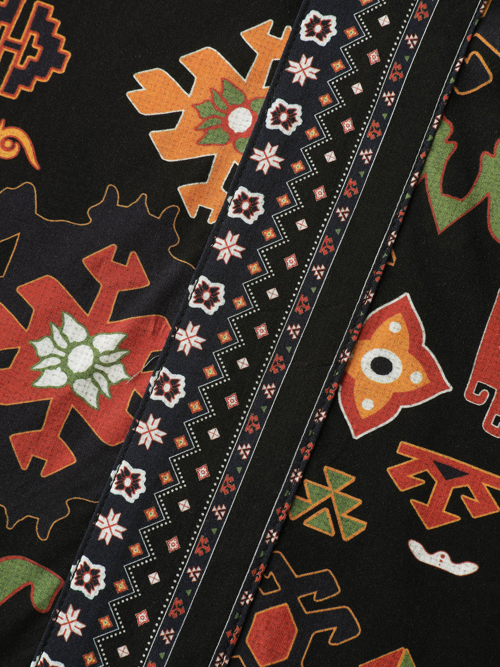 Boho Geometric Pattern Split Neck Blouse