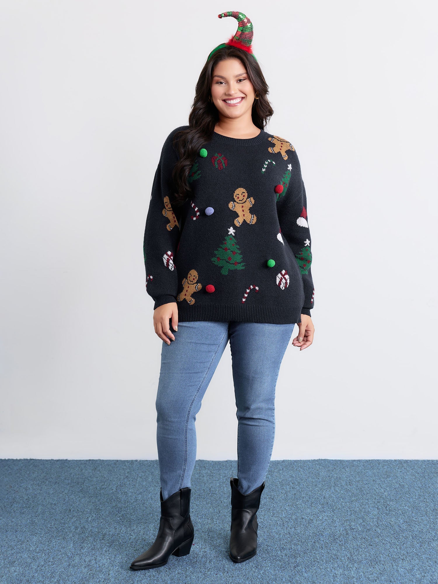 Supersoft 3D Holiday Pattern Jacquard Pullover