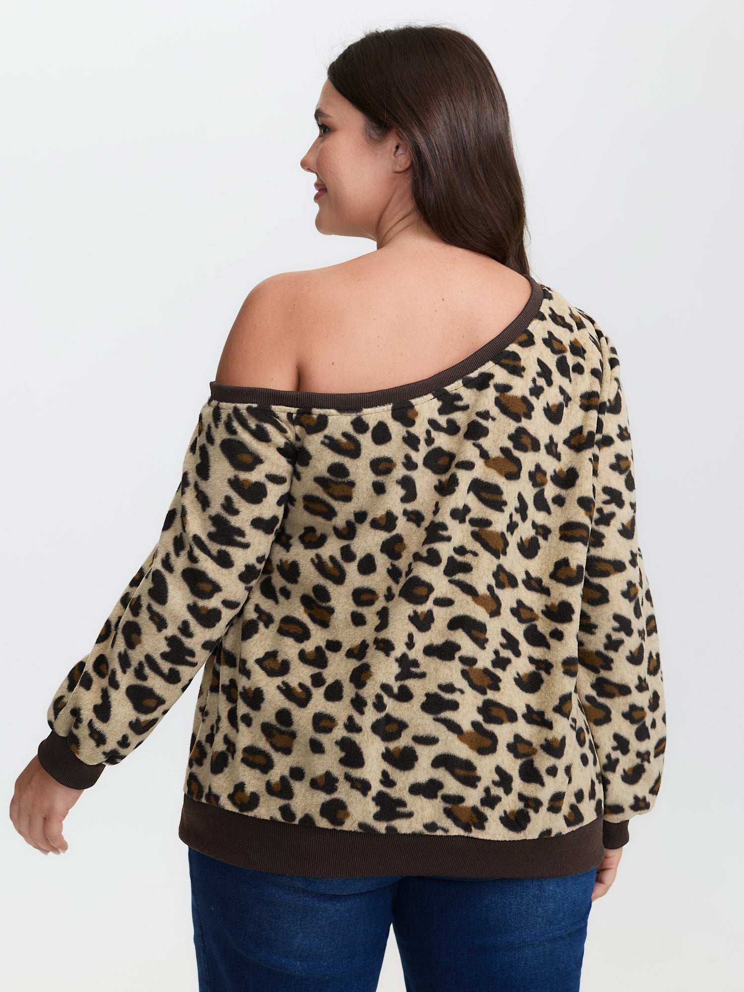 Velvety Leopard Print One-Shoulder Sweatshirt