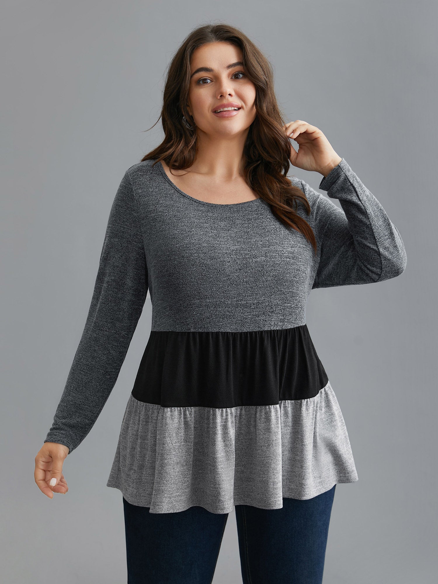 Color Block Round Neck Tiered Knit Top
