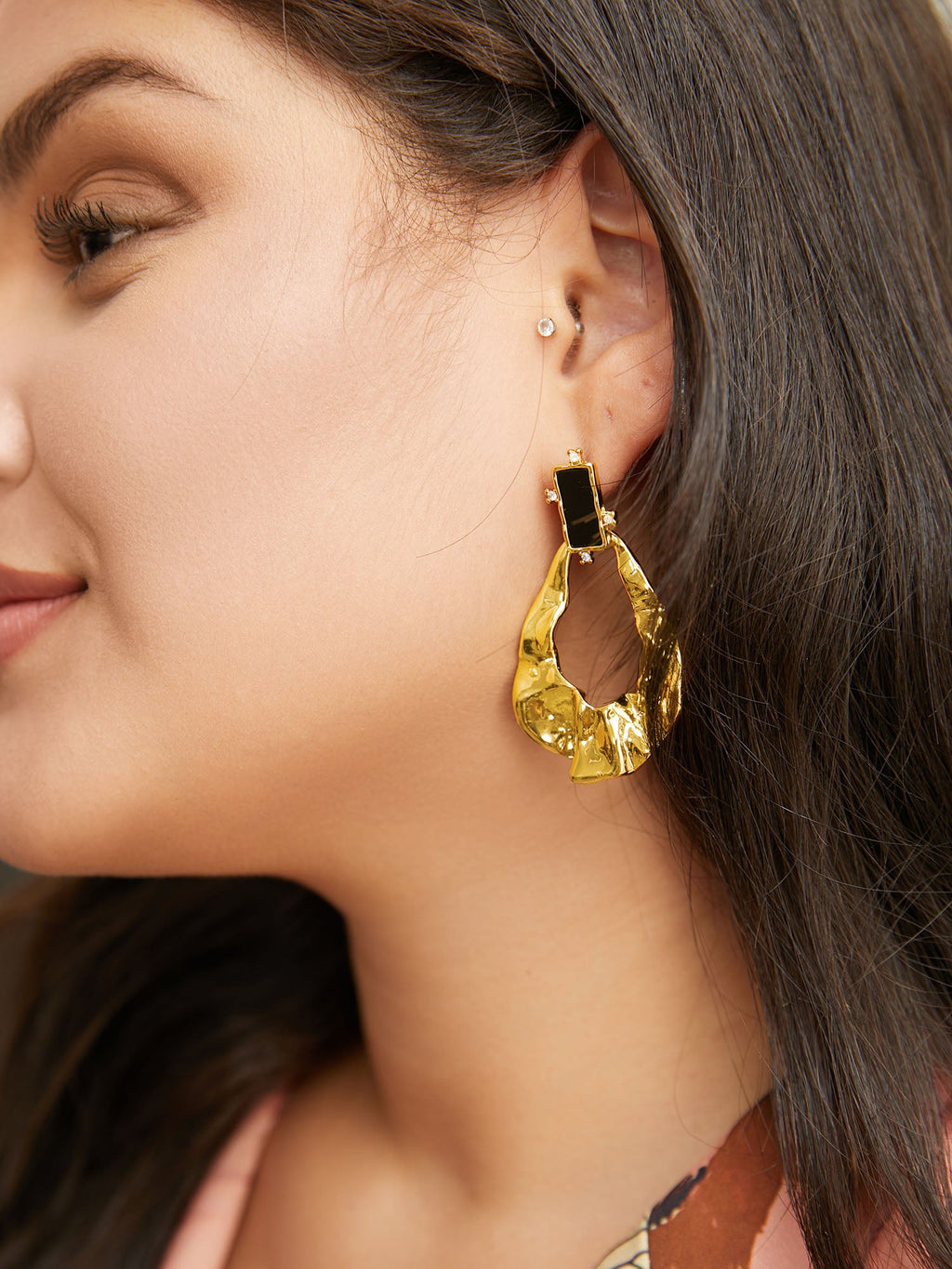 Asymmetrical Geometric Design Dangle Earrings