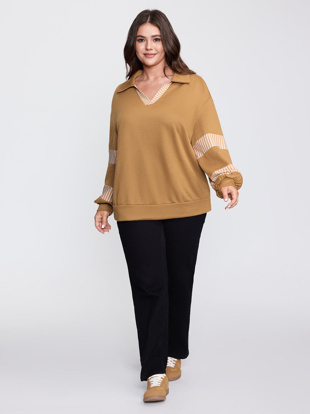 Color Stripe Collar Sweatshirt