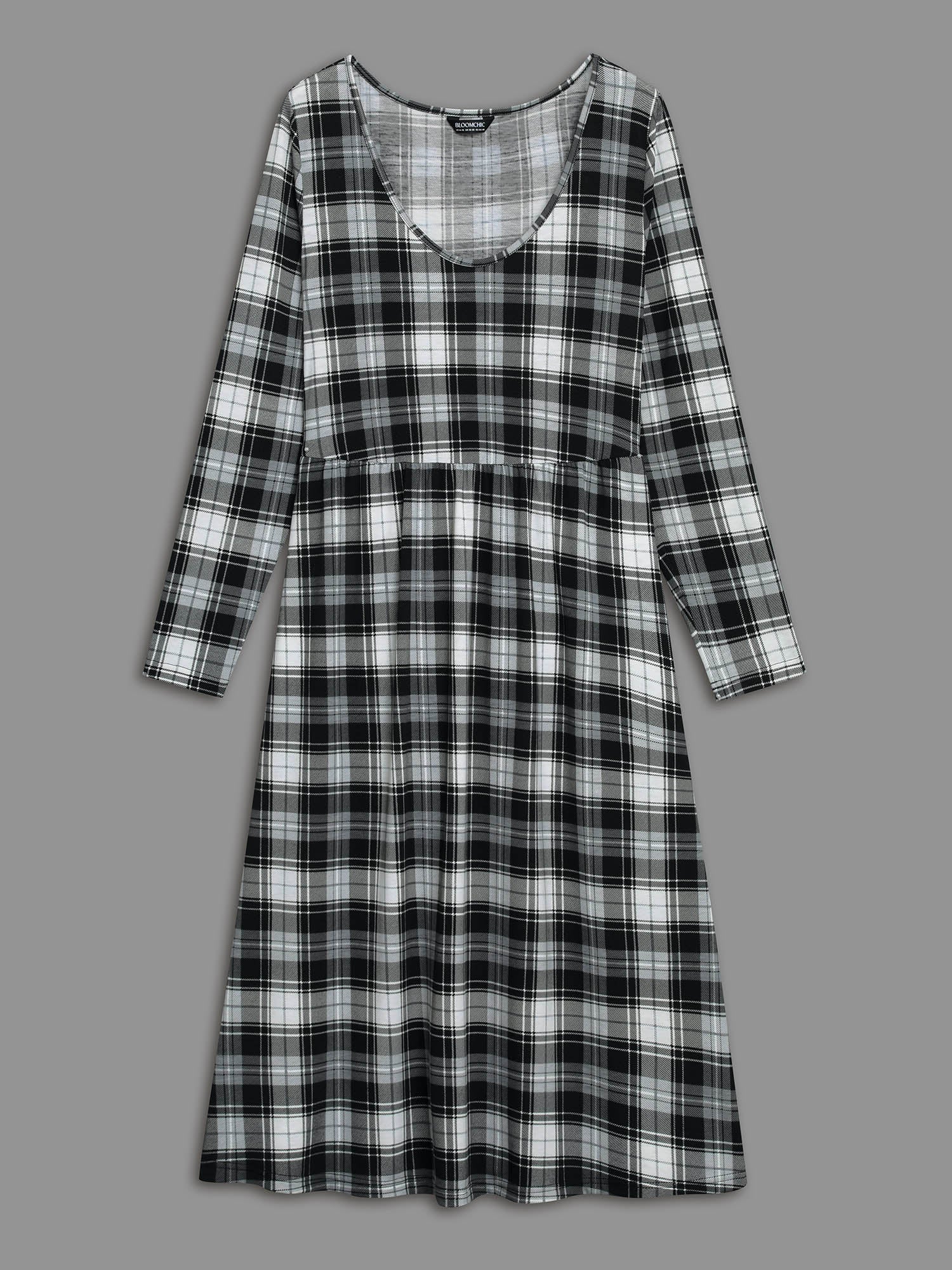 Crew Neck Gingham Pocket Dress