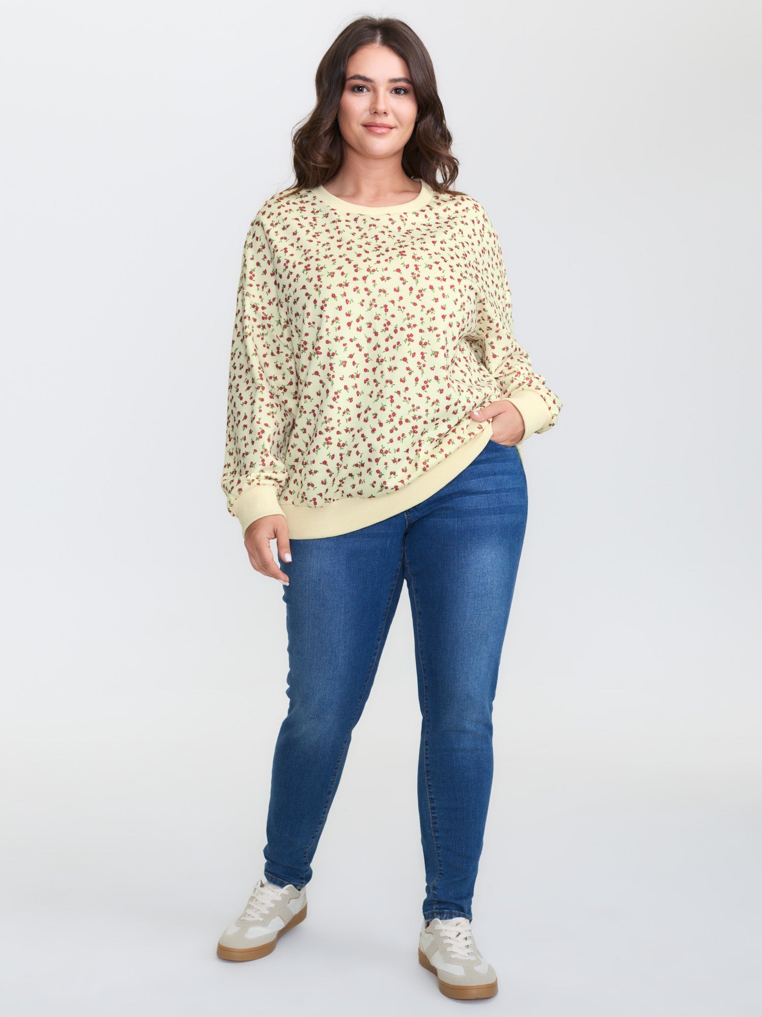 Ditsy Floral Print Stretchy Hem Sweatshirt
