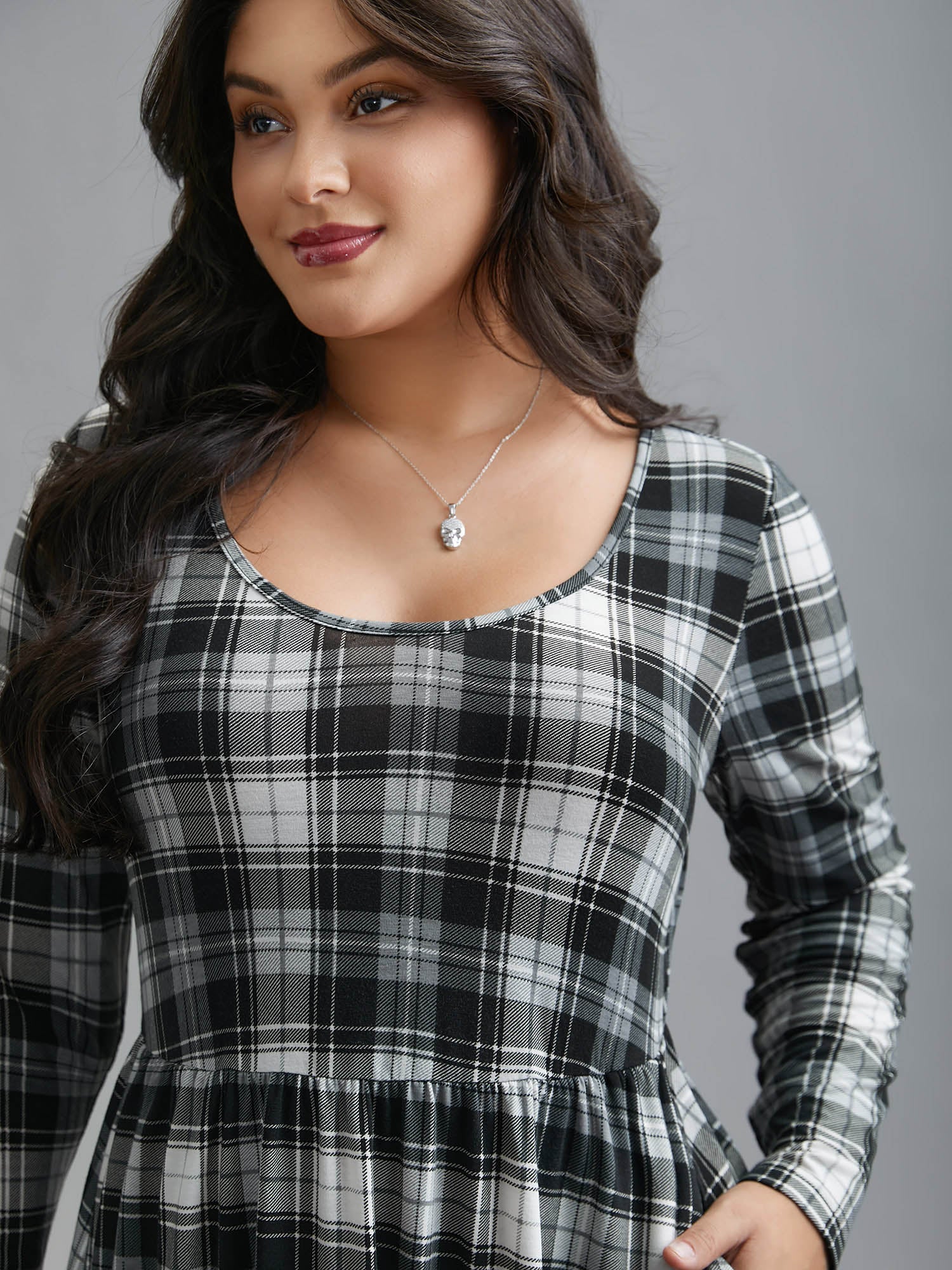 Crew Neck Gingham Pocket Dress