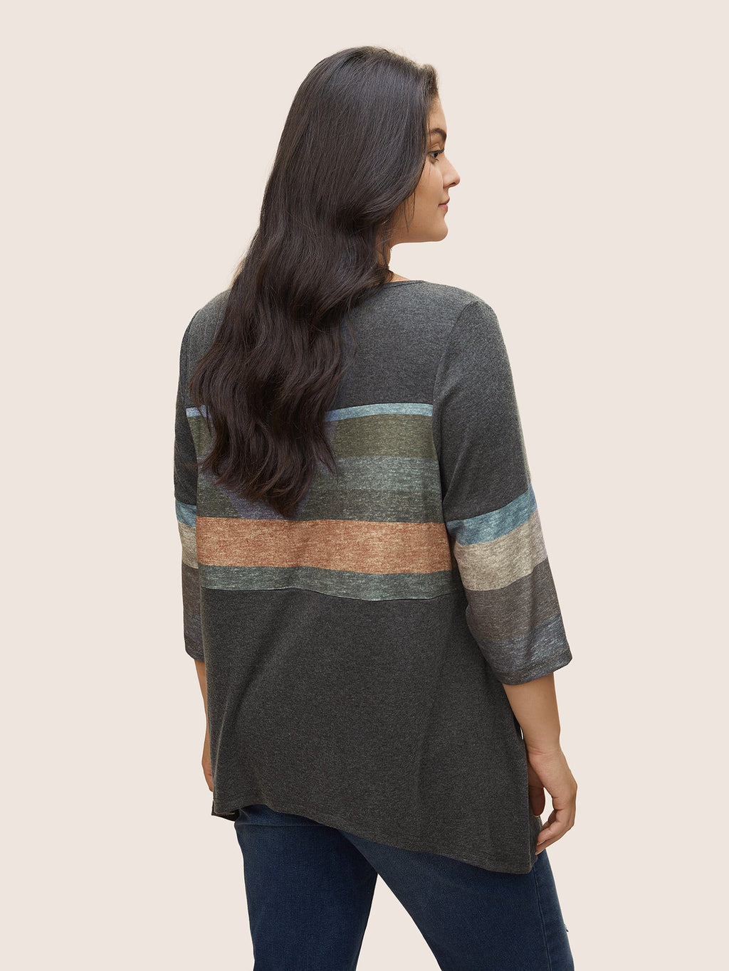 Colorblock Contrast Asymmetrical Hem T-shirt