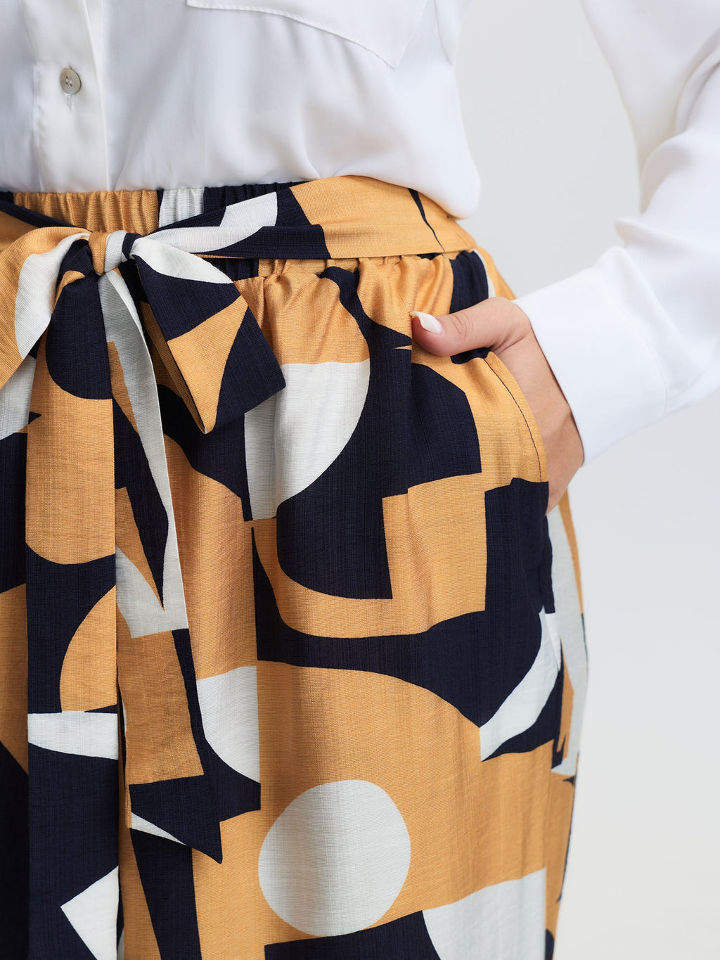 Abstract Print Belted Wide-Leg Pants