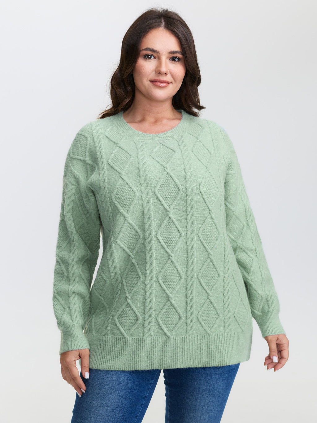 Cableknit Round Neck Ribbed Hem Pullover